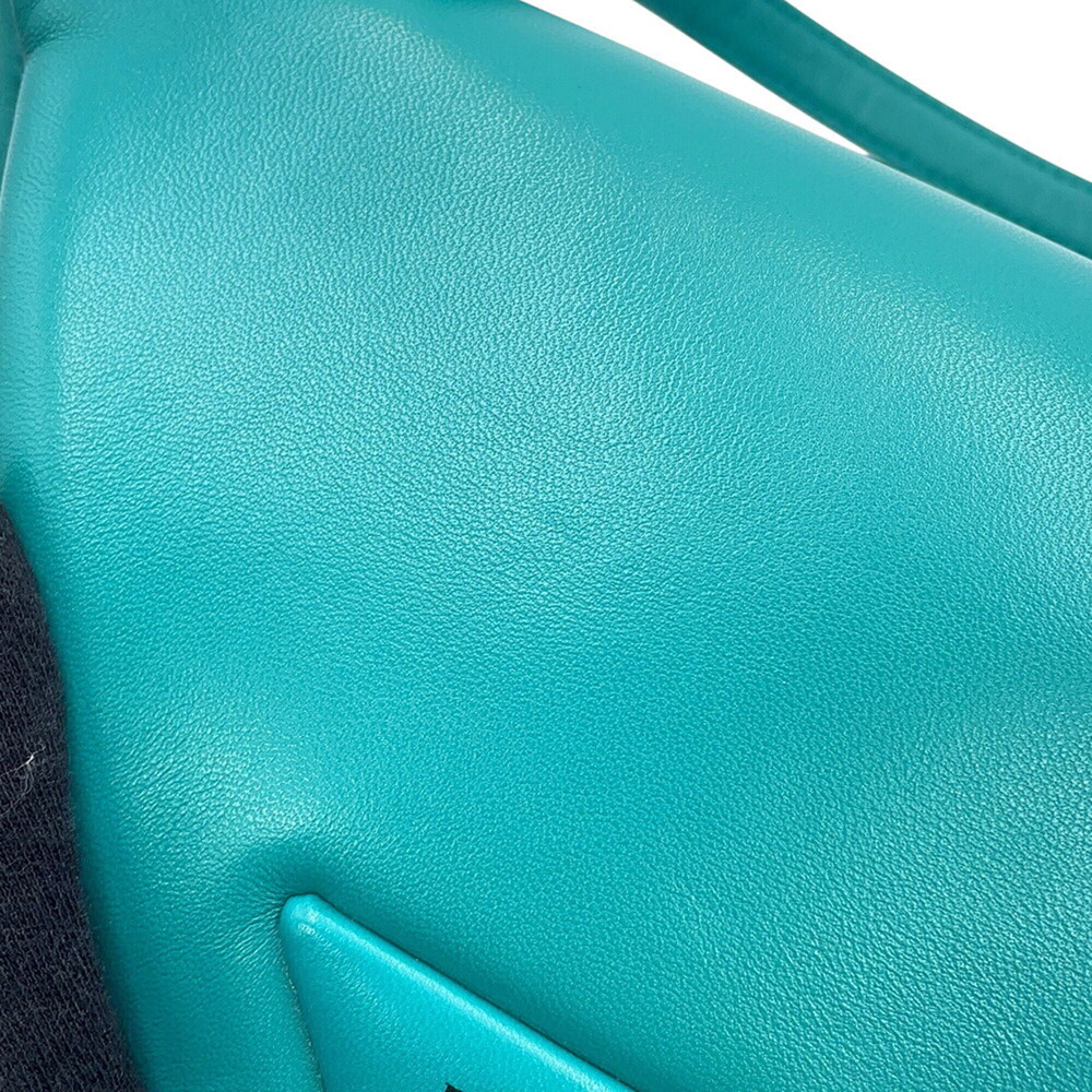 PRADA Bag - Picture 10 of 16